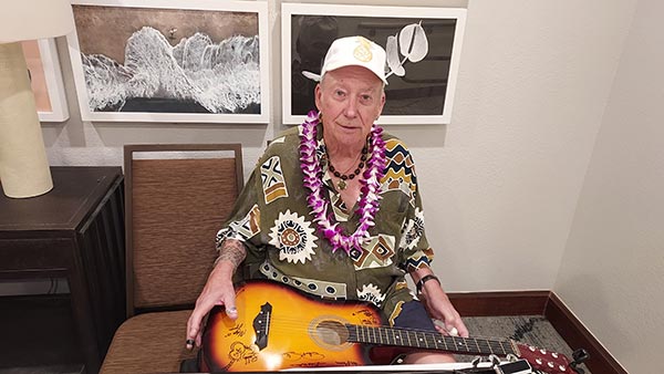 Kaua&lsquo;i Festival Featured Steel Guitarist Dave "DK" Kolars